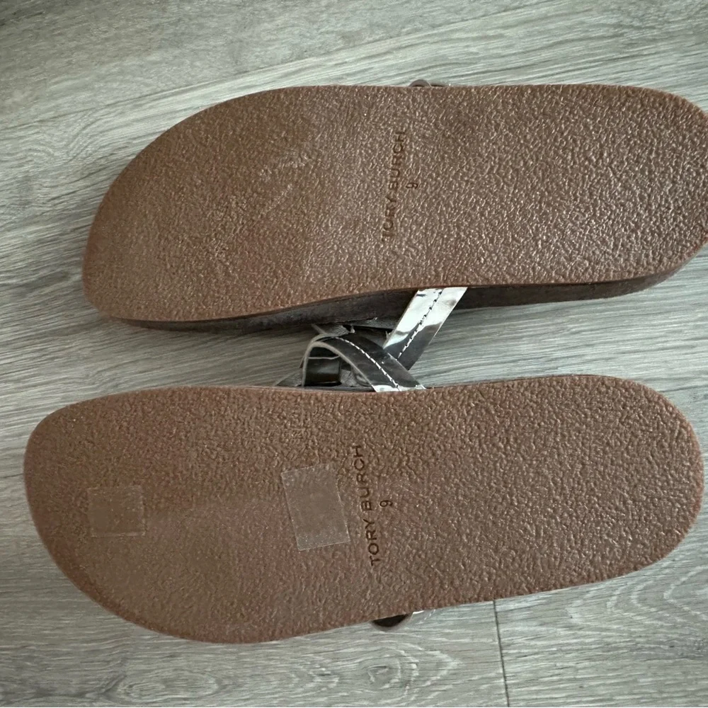 TORY BURCH Metallic Slide Stylish Silver Sandals NEW